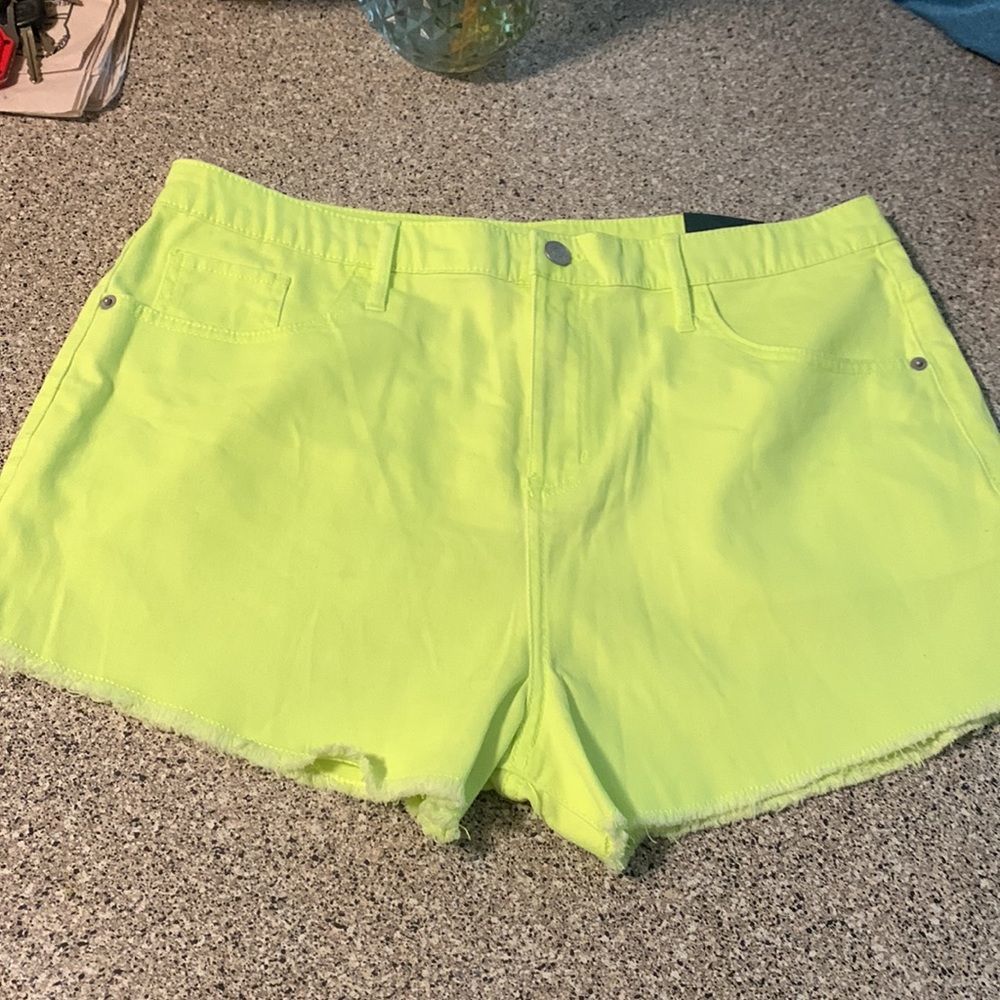 New wild fable jean shorts size 16 neon green